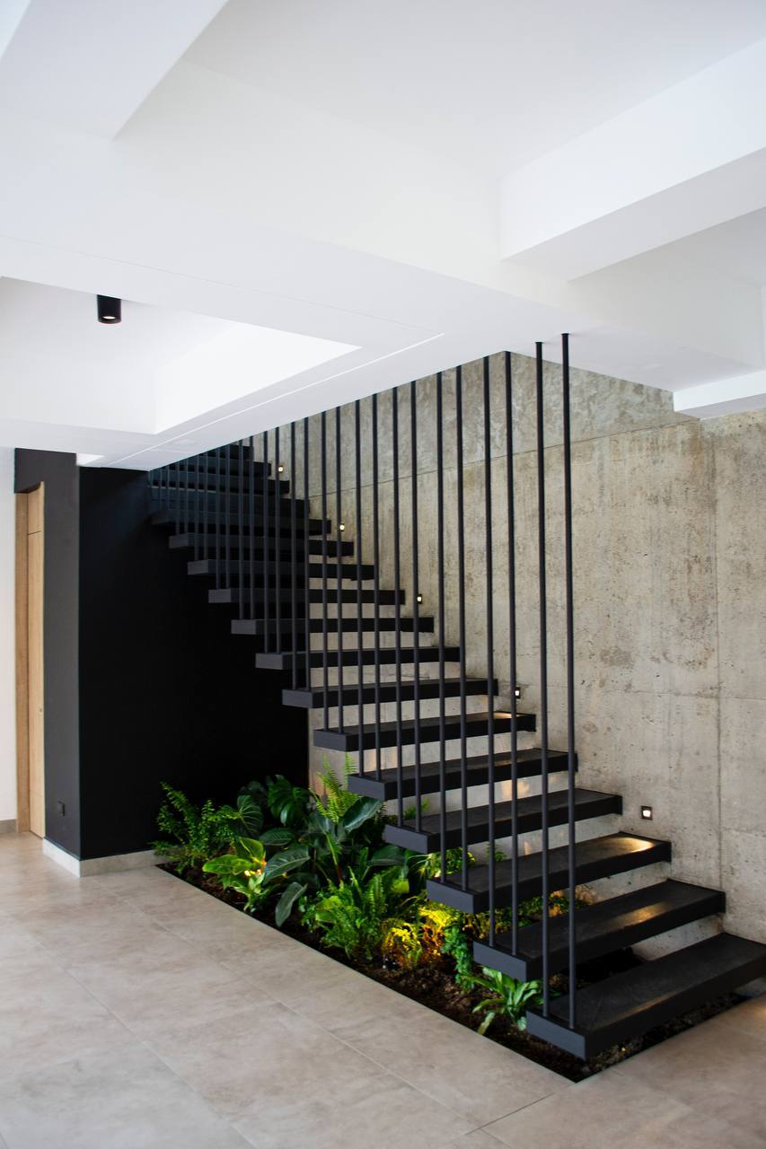 Casa del Río — Escaleras