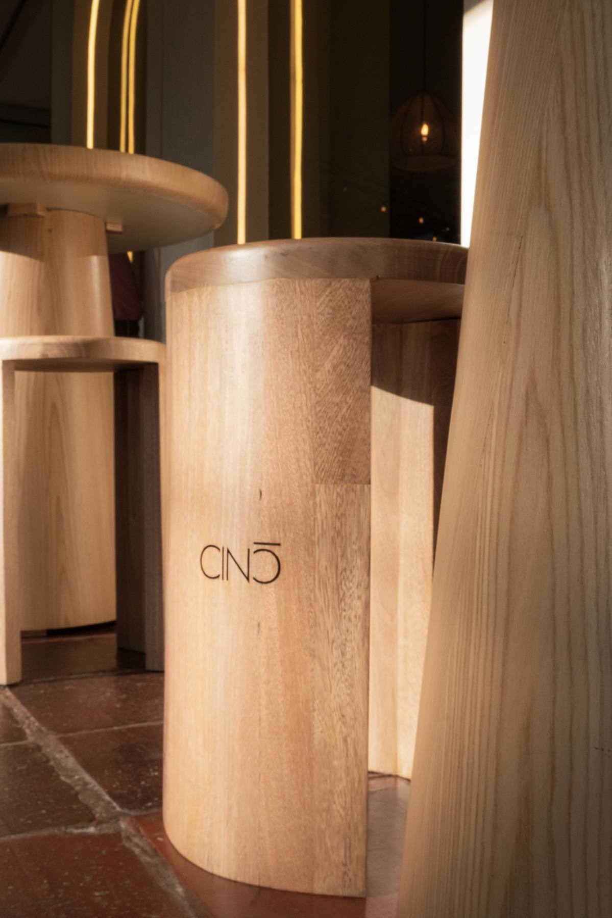Cinco — Detalle