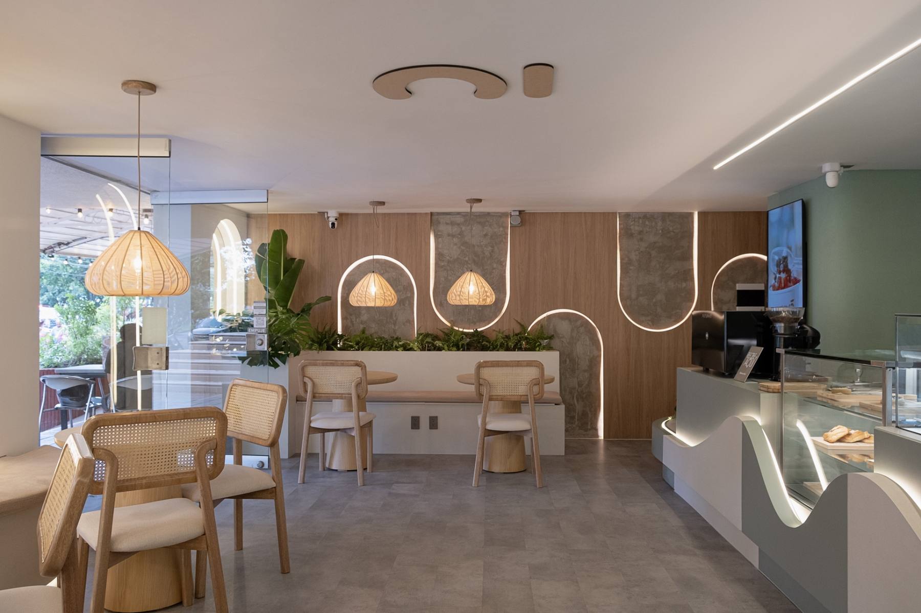 Cinco — Vista interior