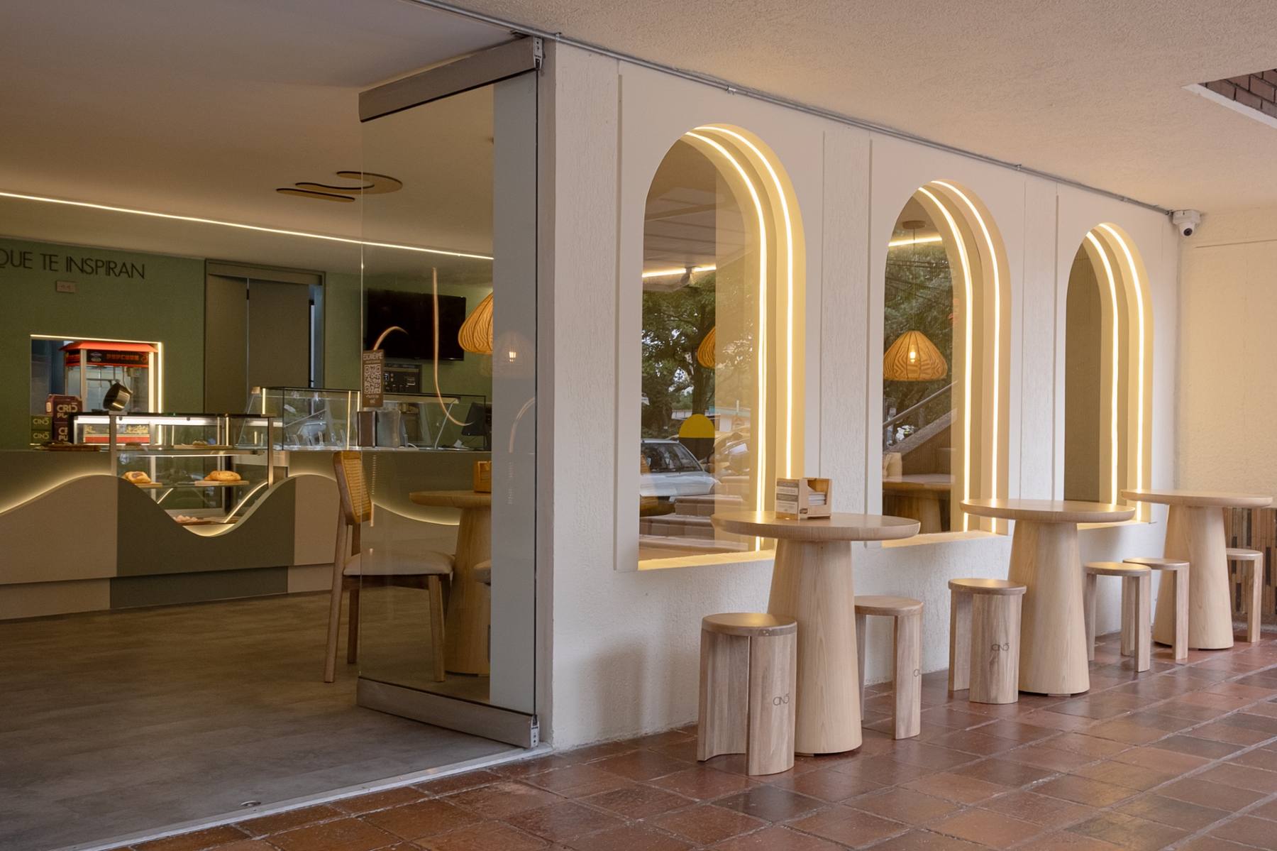 Cinco — Comercial, Armenia, Quindío