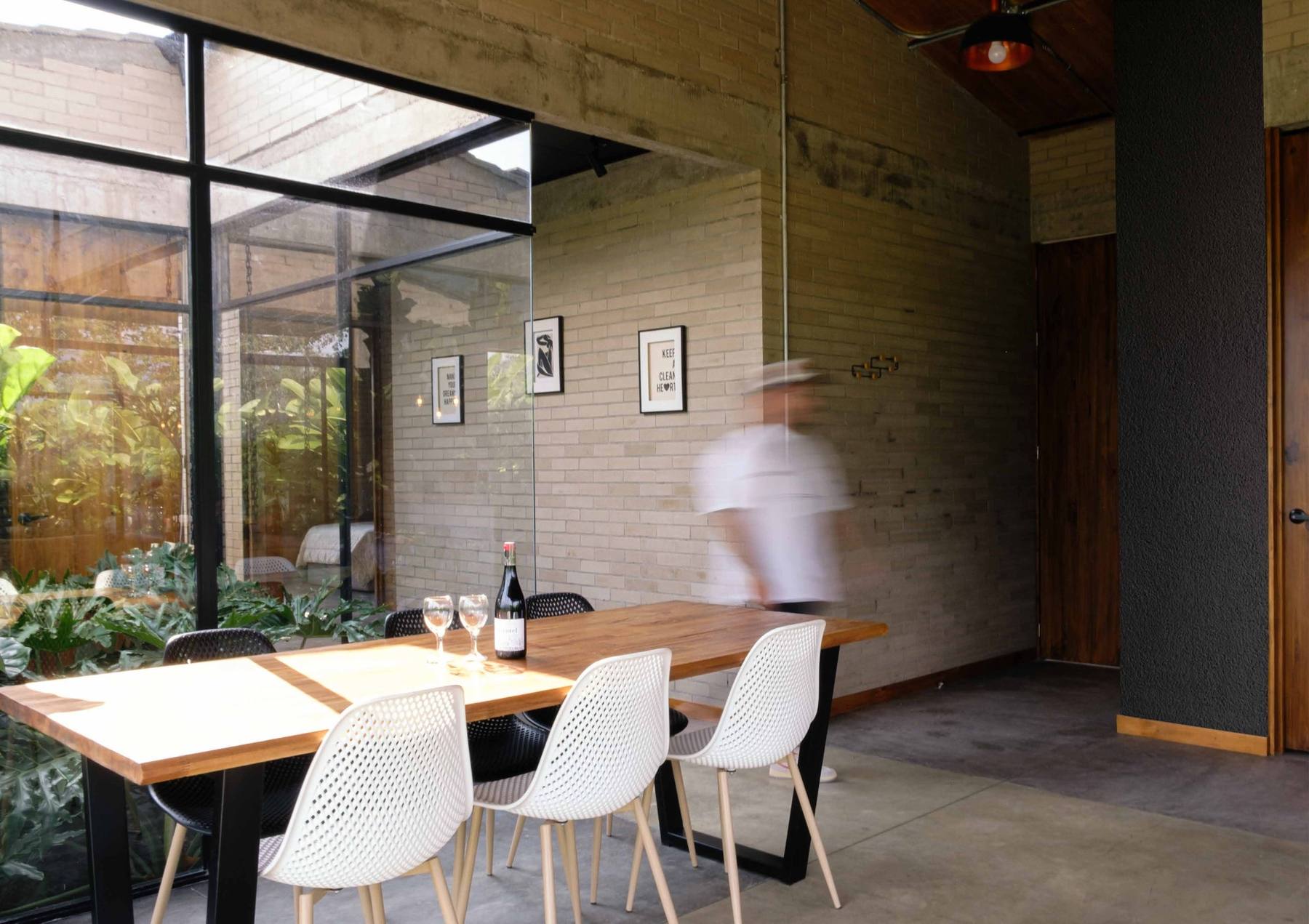 Casa Nogales — Comedor